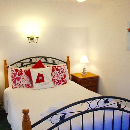Romantic Flint Cottage On The Suffolk Coast ساكسموندهام المظهر الخارجي الصورة
