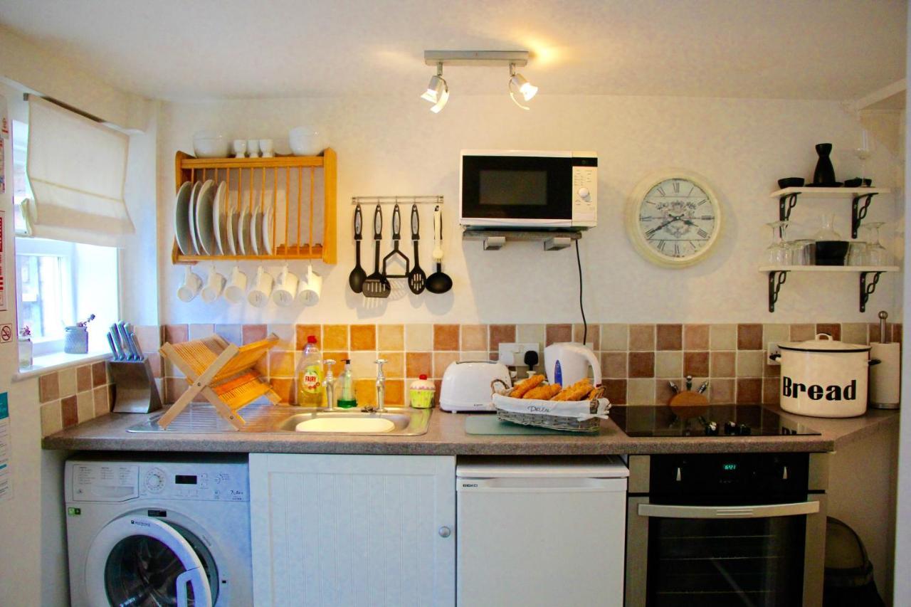 Romantic Flint Cottage On The Suffolk Coast ساكسموندهام المظهر الخارجي الصورة