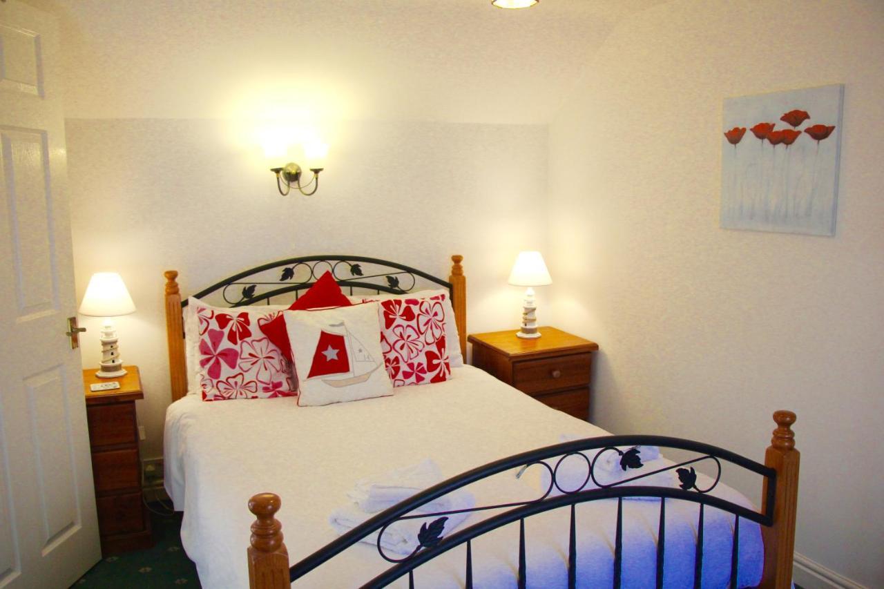 Romantic Flint Cottage On The Suffolk Coast ساكسموندهام المظهر الخارجي الصورة