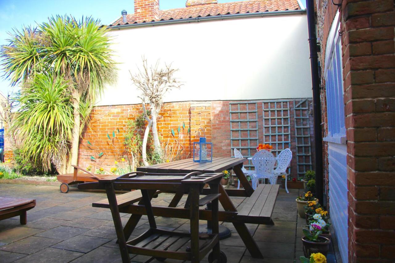 Romantic Flint Cottage On The Suffolk Coast ساكسموندهام المظهر الخارجي الصورة